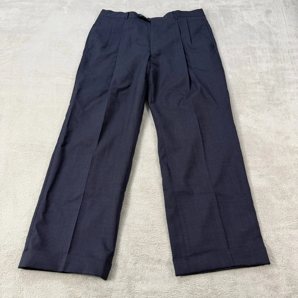 Jos A Bank Mens 42R Gordon Navy Blue Wool 2 Button Suit Pleated Cuffed 36x28